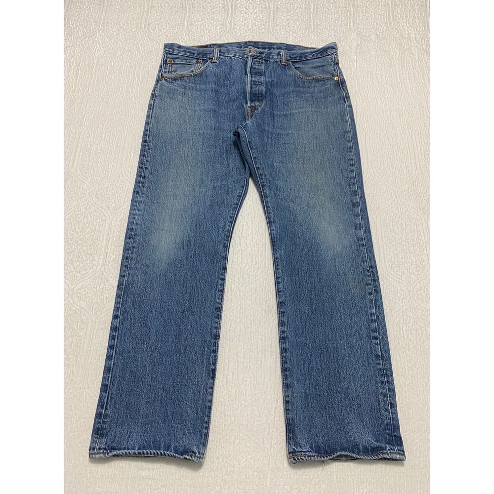 Levis 501 Original Fit Mens Jeans Size 38x30 Blue Denim Button fly Vintage Style